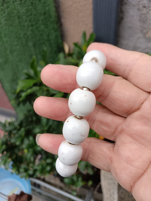 古玩陶瓷清乾隆時期白釉瓷珠手串拍賣，當前價格980元