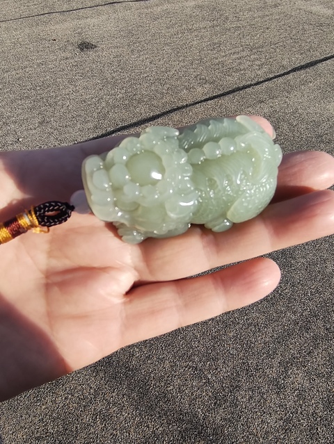 古玩玉器瑞獸拍賣，當(dāng)前價格2600元