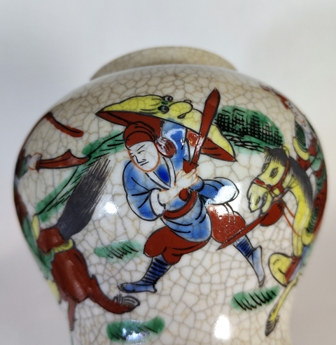 古玩陶瓷清末民初-哥釉粉彩刀馬人物紋將軍罐拍賣，當前價格1699元