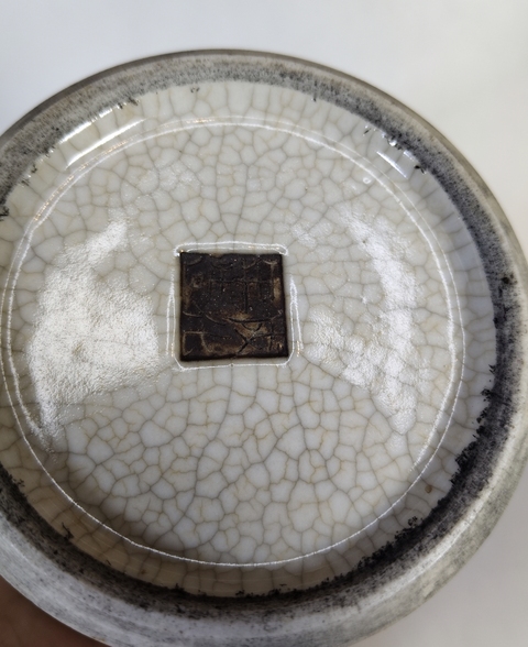 古玩陶瓷清末民初-哥釉粉彩刀馬人物紋將軍罐拍賣，當前價格1699元