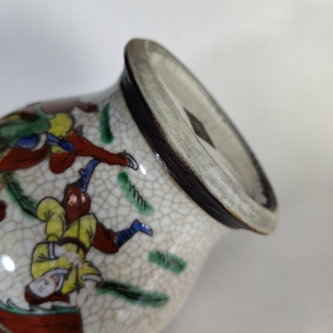 古玩陶瓷清末民初-哥釉粉彩刀馬人物紋將軍罐拍賣，當前價格1699元