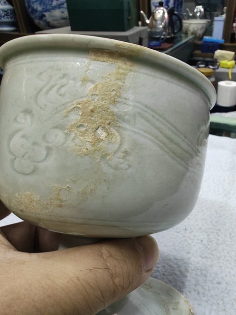 古玩陶瓷青白釉刻螭龍紋高足杯真品鑒賞圖