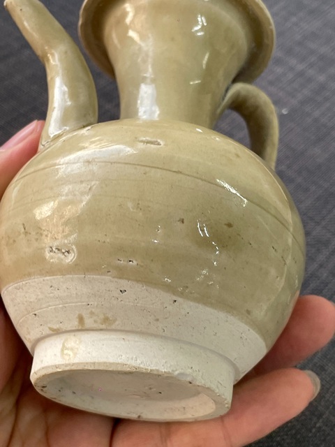 古玩陶瓷宋代福建窯口青白釉執壺真品鑒賞圖