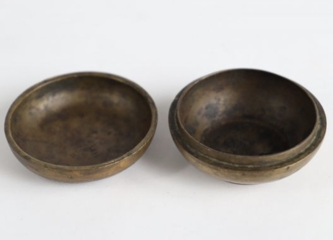 古玩銅器銅香盒真品鑒賞圖