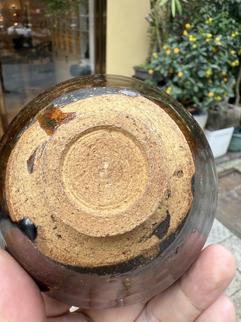 古玩陶瓷褐釉盞真品鑒賞圖