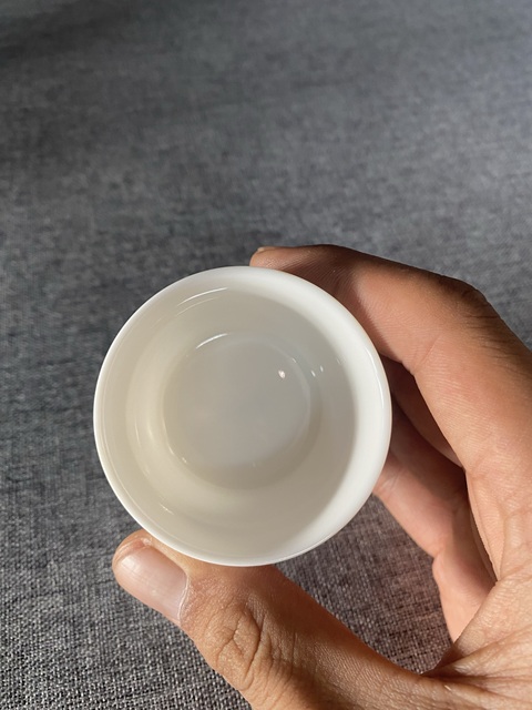 古玩陶瓷白釉杯真品鑒賞圖