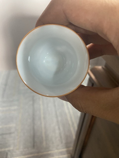 古玩陶瓷花卉紋青花杯真品鑒賞圖