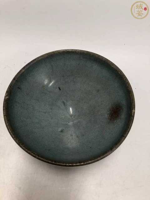 古玩陶瓷元代·鈞瓷紫斑碗 （帶實(shí)物保真卡）拍賣，當(dāng)前價(jià)格15000元