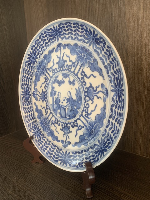 古玩陶瓷晚清青花盤真品鑒賞圖