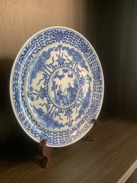 古玩陶瓷晚清青花盤真品鑒賞圖