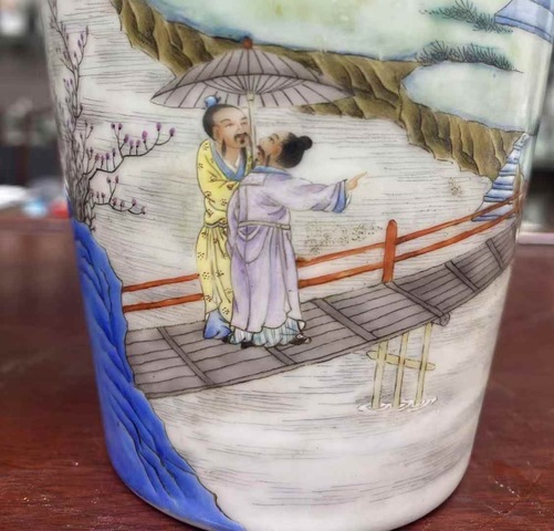 古玩陶瓷琺瑯彩人物故事詩文瓶一對真品鑒賞圖