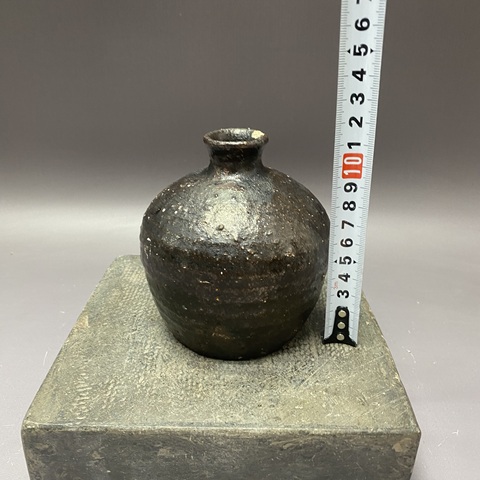 古玩陶瓷小口瓶真品鑒賞圖