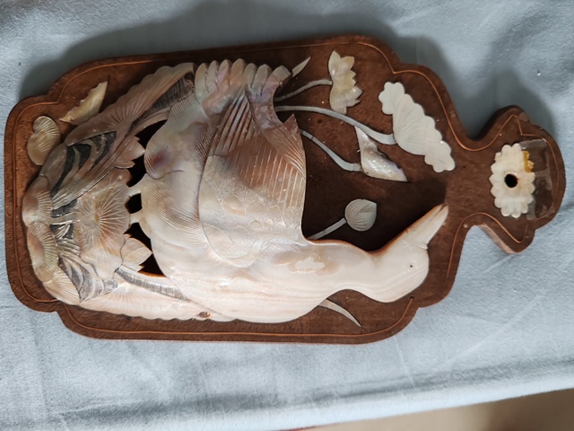 古玩雜項嵌螺鈿貝雕荷雁璧瓶真品鑒賞圖