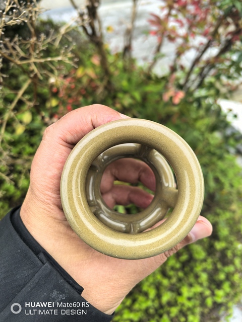 古玩陶瓷龍泉青瓷魚穿或者底座拍賣，當(dāng)前價格26800元