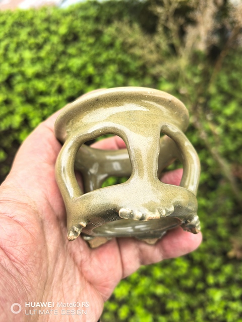 古玩陶瓷龍泉青瓷魚穿或者底座拍賣，當(dāng)前價格26800元