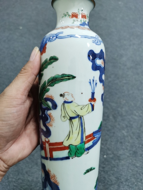 古玩陶瓷青花五彩人物故事筒瓶真品鑒賞圖