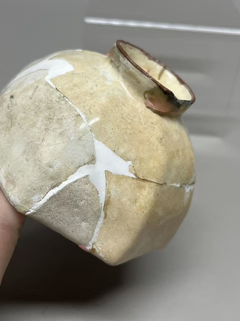 古玩陶瓷罕見(jiàn)館藏級(jí)珍品南宋官窯八方杯拍賣，當(dāng)前價(jià)格98000元