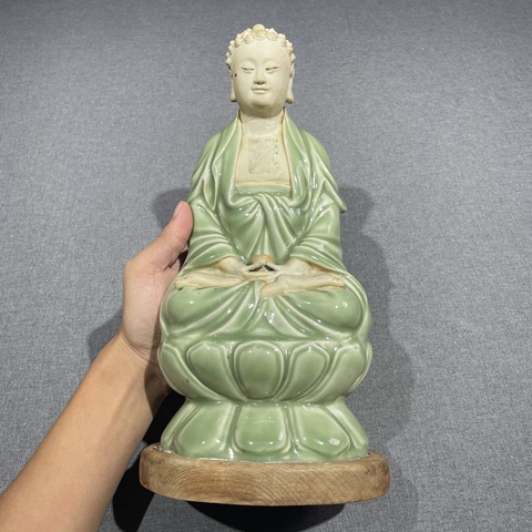 古玩陶瓷龍泉瓷廠佛造像真品鑒賞圖