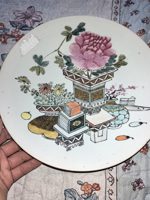 古玩陶瓷粉彩花卉博古盤真品鑒賞圖