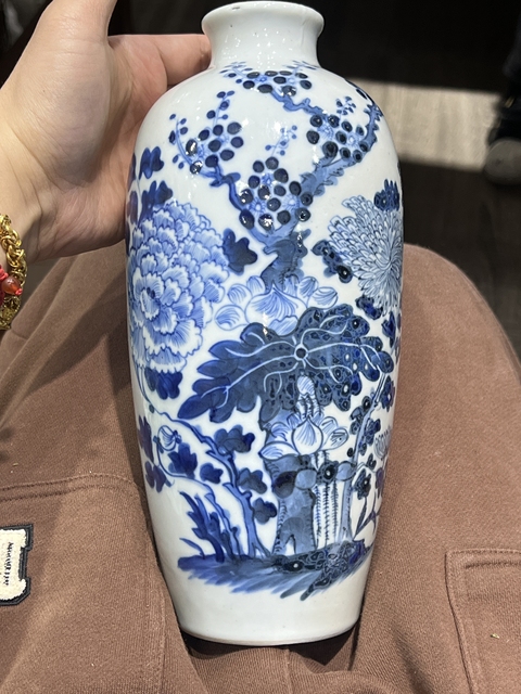 古玩陶瓷清中期 青花花卉詩文瓶真品鑒賞圖