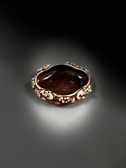 古玩陶瓷窯變釉松鼠吃葡萄海棠型筆洗真品鑒賞圖