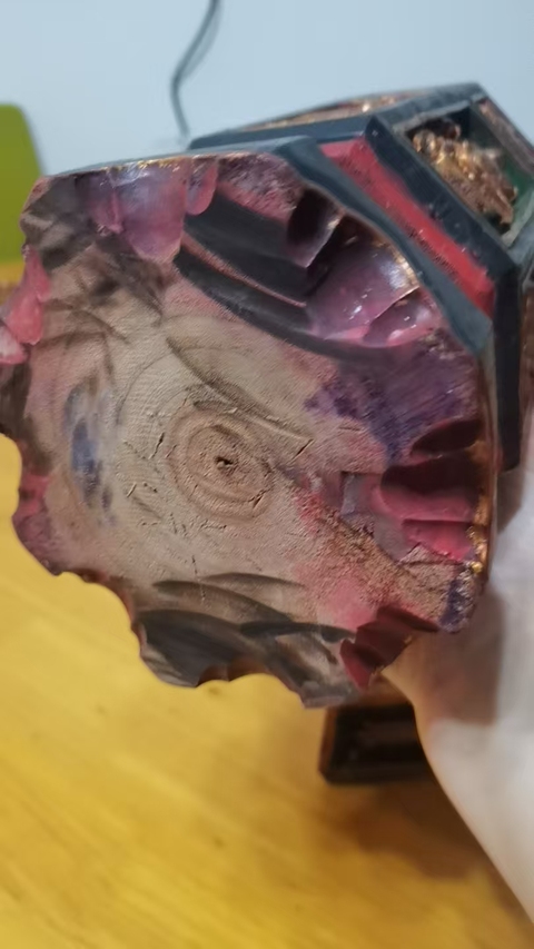 古玩雜項大漆描金雕刻貢臺真品鑒賞圖