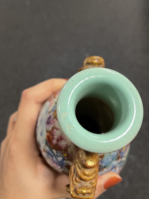 古玩陶瓷百花不落地粉彩開(kāi)光山水紋葫蘆瓶真品鑒賞圖