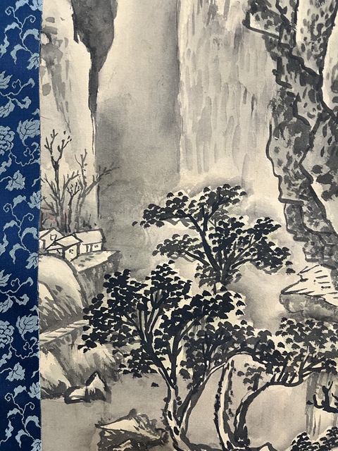 古玩字畫現代絹本山水《凍云鎖殘雪》真品鑒賞圖