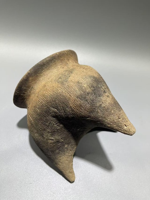 古玩陶瓷西周·陶鬲真品鑒賞圖