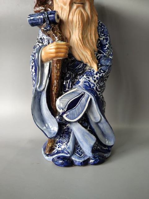 古玩陶瓷【精品瓷塑】民國(guó)青花福德正神福德財(cái)神造像拍賣(mài)，當(dāng)前價(jià)格3600元