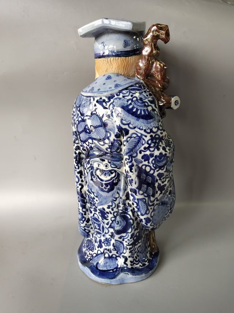 古玩陶瓷【精品瓷塑】民國(guó)青花福德正神福德財(cái)神造像拍賣(mài)，當(dāng)前價(jià)格3600元