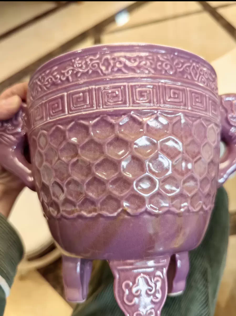 古玩陶瓷紅釉鍘真品鑒賞圖