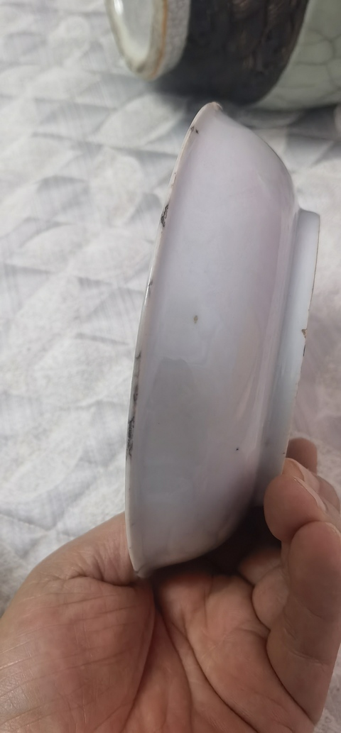 古玩陶瓷藍料花卉紋盤真品鑒賞圖