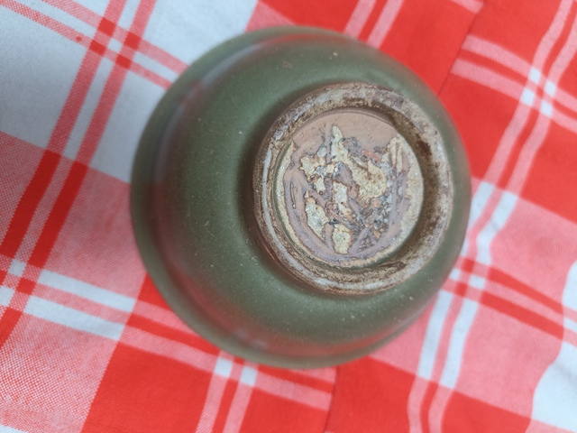 古玩陶瓷元代龍泉窯青釉碗拍賣，當前價格6800元