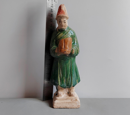 古玩陶瓷明代三彩人物站立俑拍賣，當前價格152元