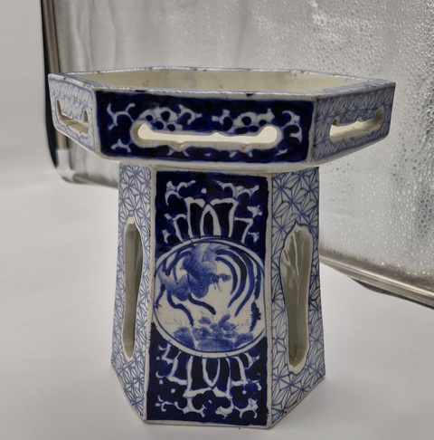 古玩陶瓷青花錦地花鳥器座真品鑒賞圖