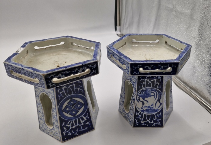 古玩陶瓷青花錦地花鳥器座真品鑒賞圖