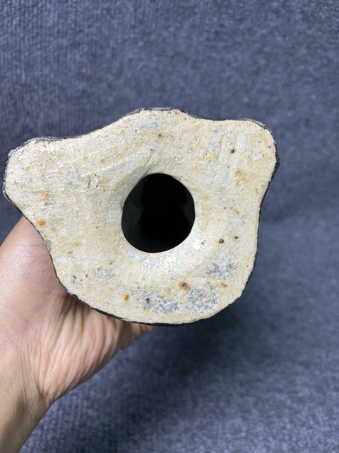 古玩陶瓷黃地粉彩漁夫塑像拍賣(mài)，當(dāng)前價(jià)格1888元