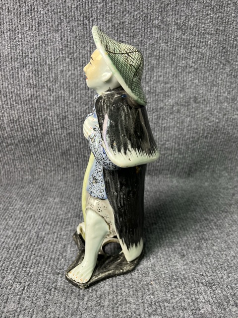 古玩陶瓷粉彩農夫塑像拍賣，當前價格1888元