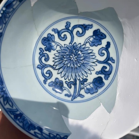 古玩陶瓷康熙菊花碗標本真品鑒賞圖