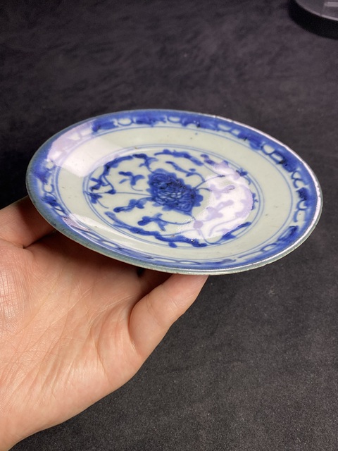 古玩陶瓷清乾隆花卉紋青花盤拍賣，當前價格268元