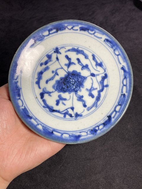 古玩陶瓷清乾隆花卉紋青花盤拍賣，當前價格268元