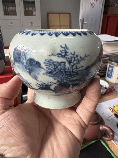古玩陶瓷山水紋青花器真品鑒賞圖