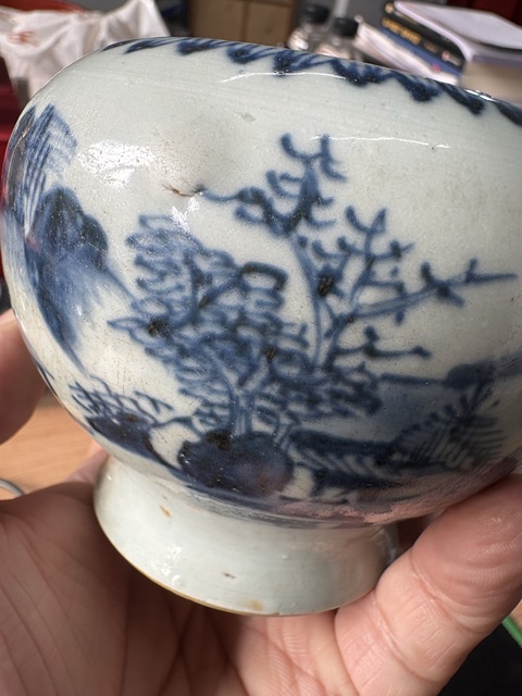 古玩陶瓷山水紋青花器真品鑒賞圖