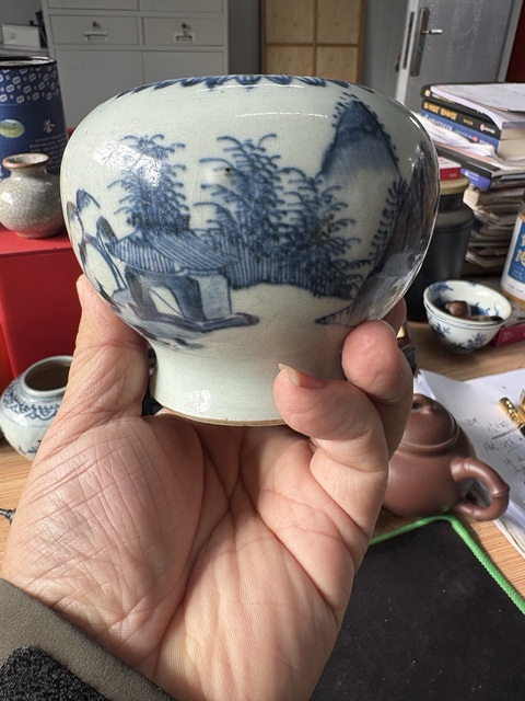 古玩陶瓷山水紋青花器真品鑒賞圖