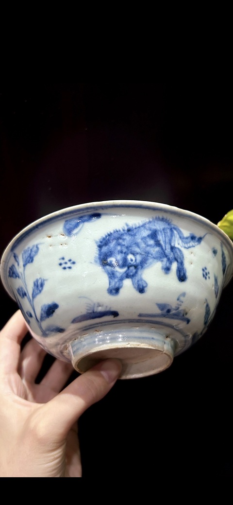 古玩陶瓷青花虎紋茶碗真品鑒賞圖