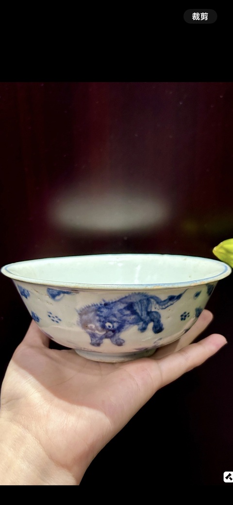 古玩陶瓷青花虎紋茶碗真品鑒賞圖