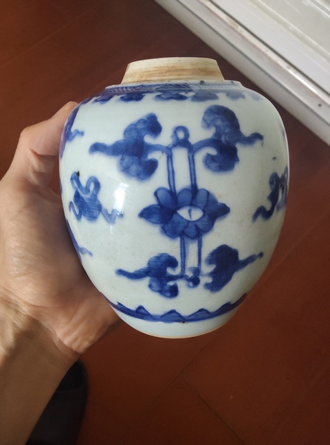 古玩陶瓷花間雜寶紋青花蓋罐真品鑒賞圖