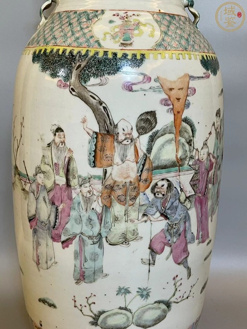 古玩陶瓷（保真卡）粉彩群仙祝壽圖獅耳瓶拍賣，當前價格15000元