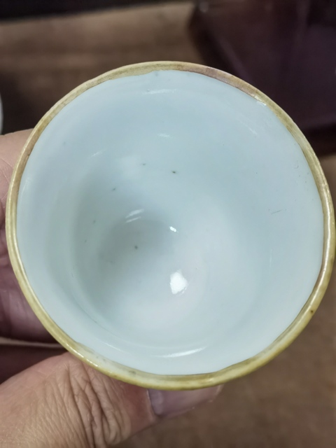 古玩陶瓷白釉仰鐘杯真品鑒賞圖